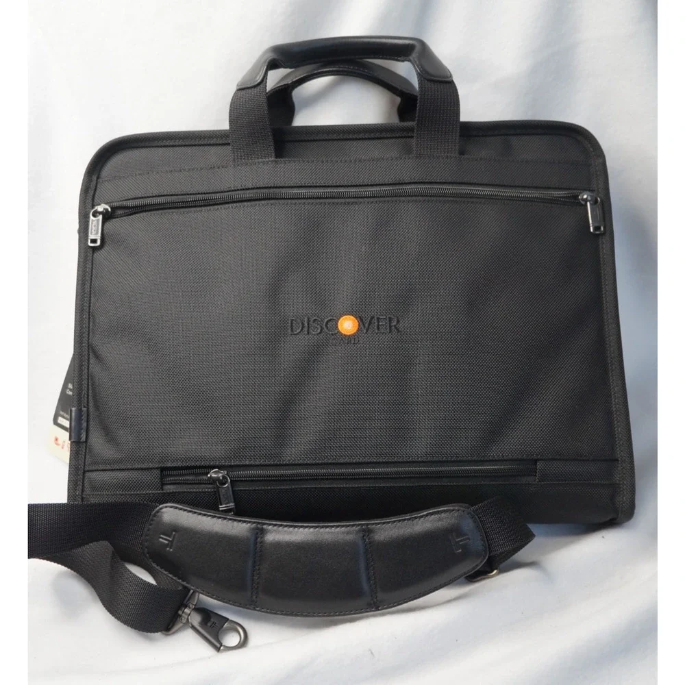 NWT! Tumi Black Slim Large screen Business Bag Portfolio Breif